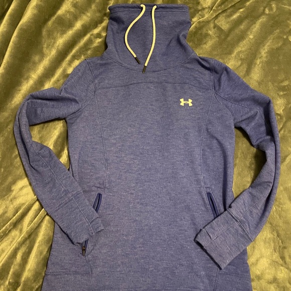 Under Armour workout hoodie - Picture 1 of 3